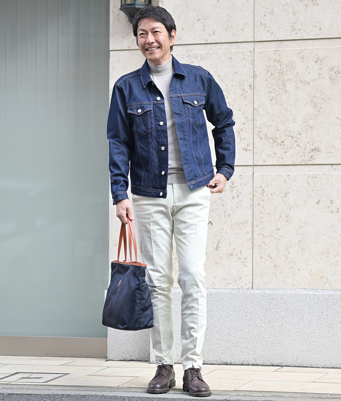 春先に重宝するデニムジャケットコーデ