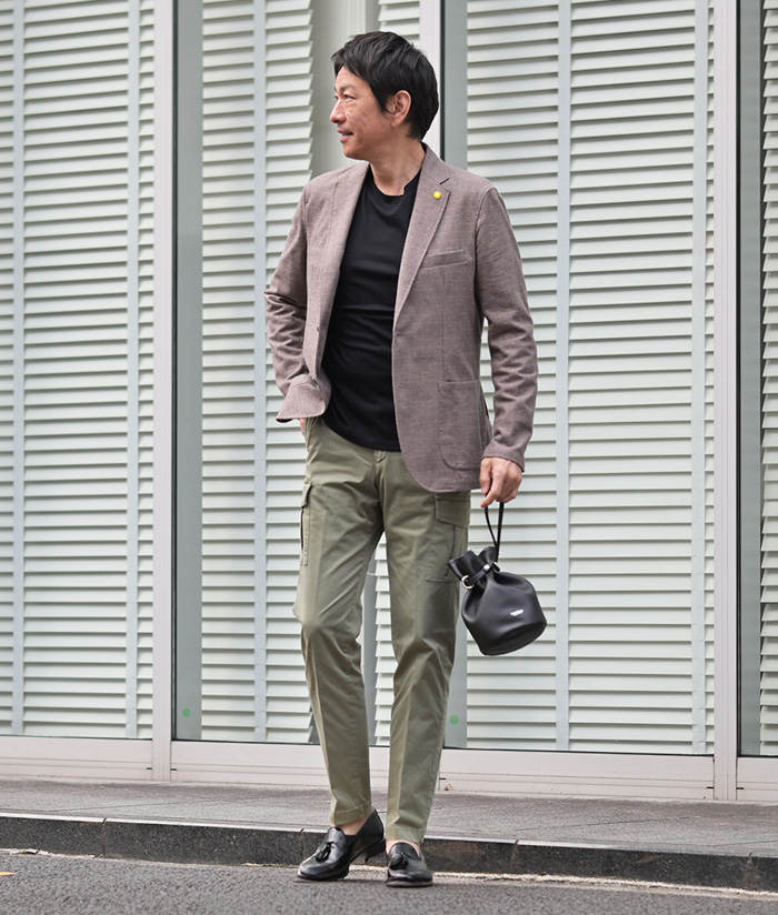 ラフすぎない大人のジャケットスタイル