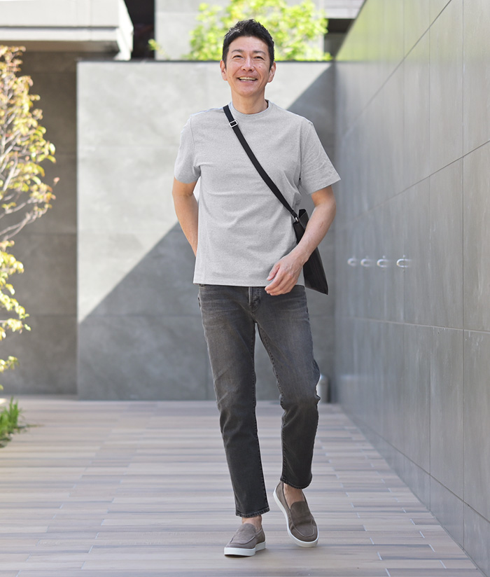シンプルで差がつく、イケオジの夏スタイル