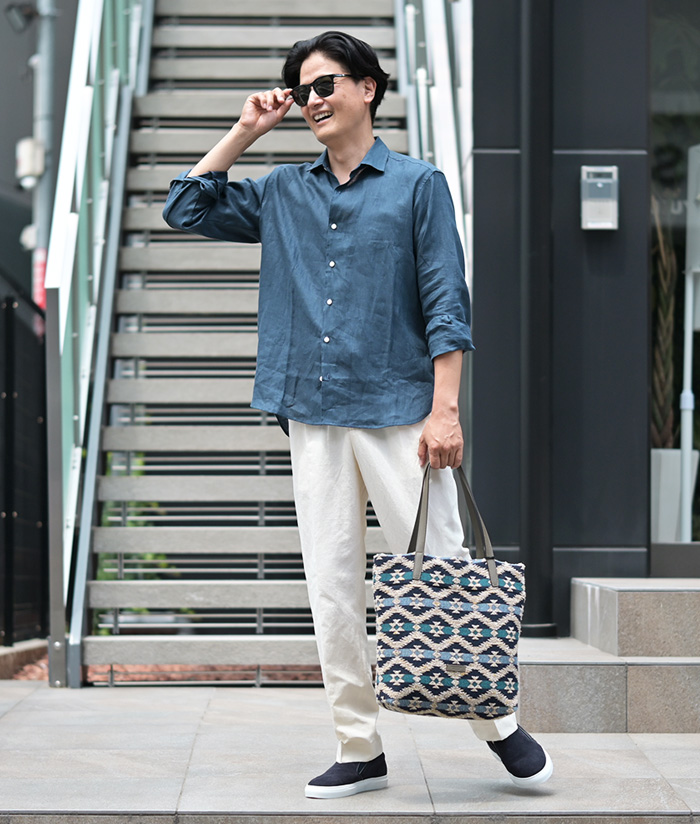 夏を満喫する、大人のデート服
