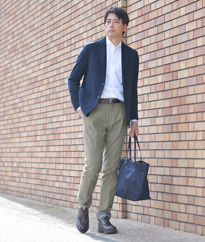 仕事で好印象。40代50代の秋スタイル