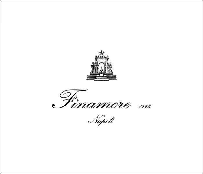 フィナモレ Finamore ブランドロゴ
