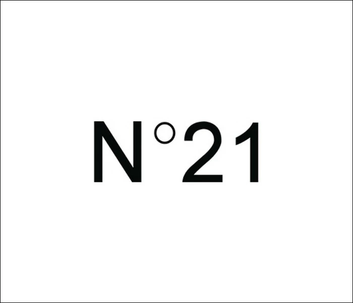 ヌメロヴェントゥーノ Nº21 ブランドロゴ