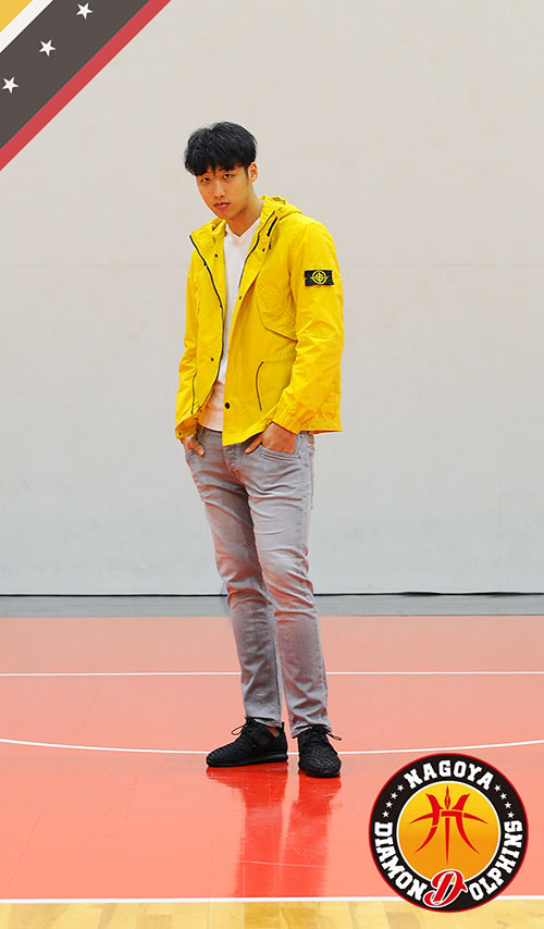 クルチアーニニット