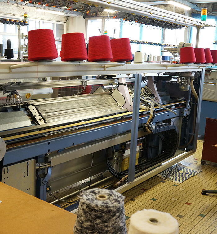 糸を紡ぐ機械