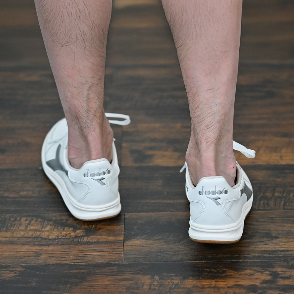 ディアドラヘリテージ（diadora HERITAGE）脚と靴の着用画像