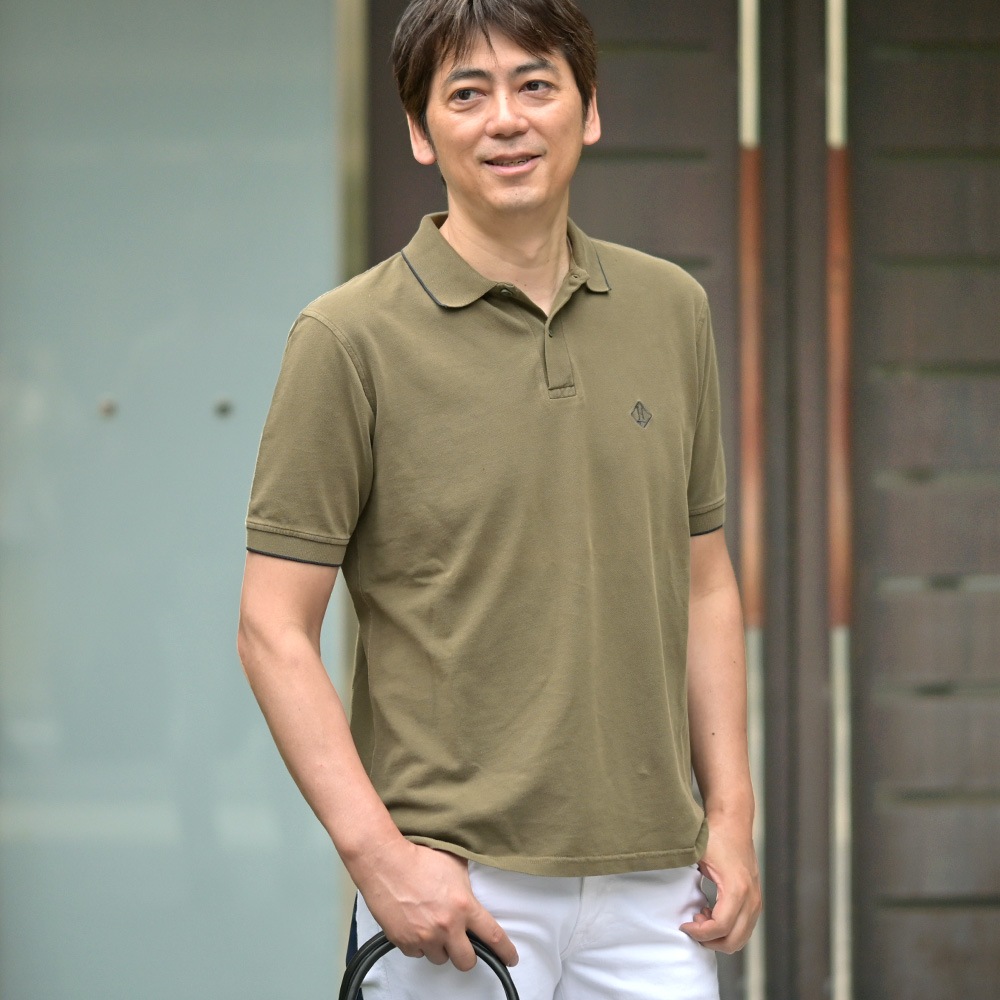 ヘルノ（HERNO）モデル上半身アップ画像