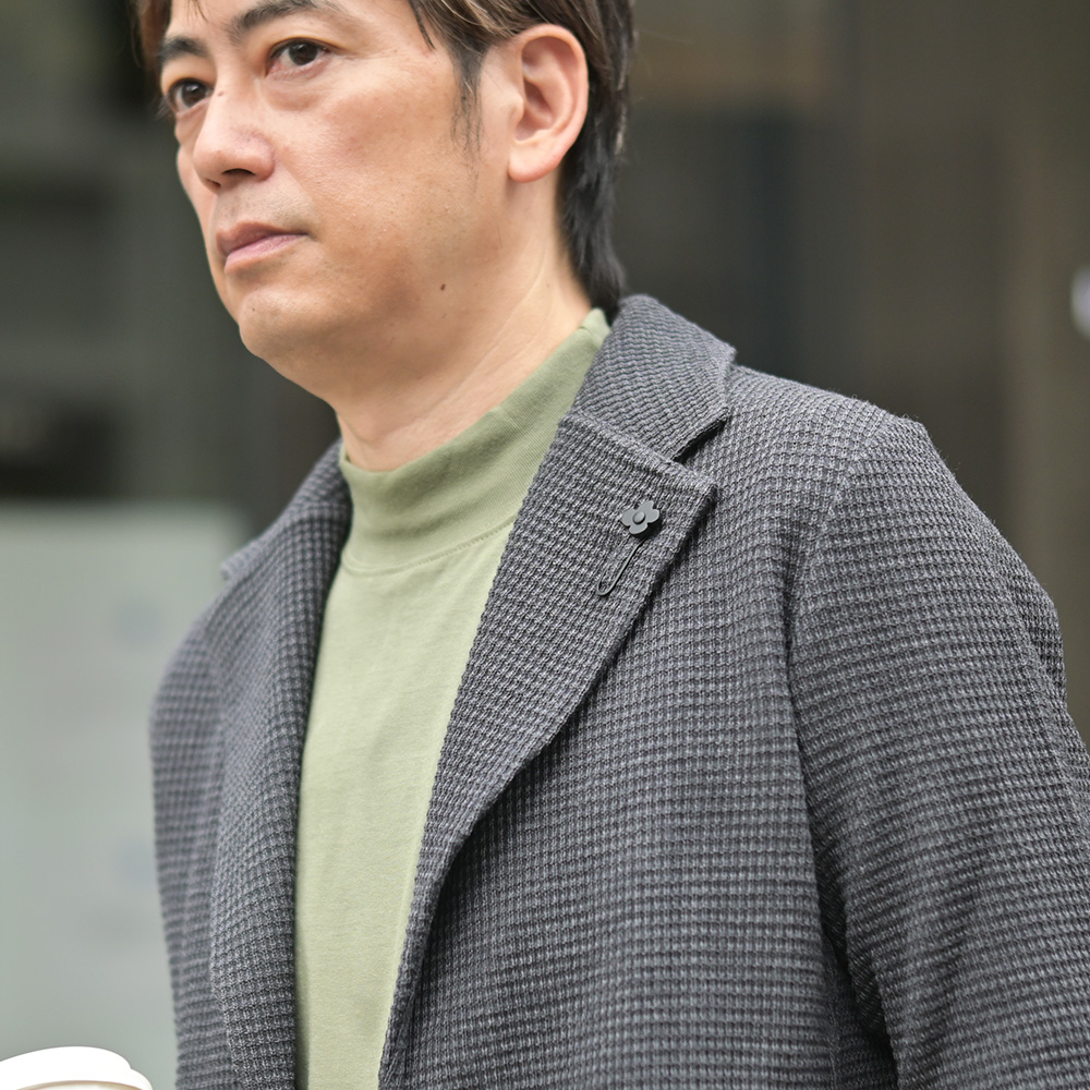 ラルディーニ（LARDINI）ROMA コットンリネンジャケット　ジャケット着用アップ画像