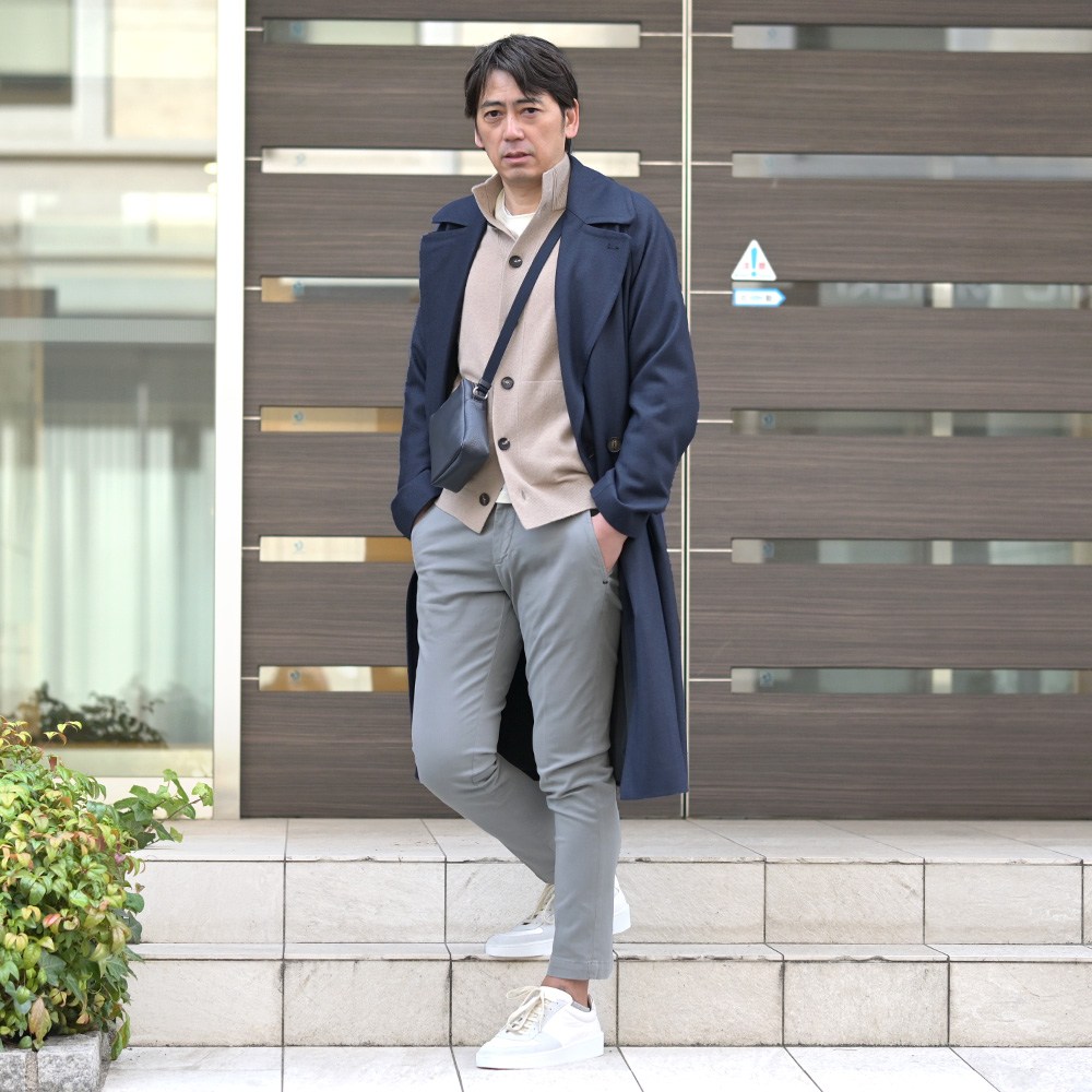 ENTRE AMIS アントレアミ ミニショルダーバッグ モデル着用コーディネート全身画像