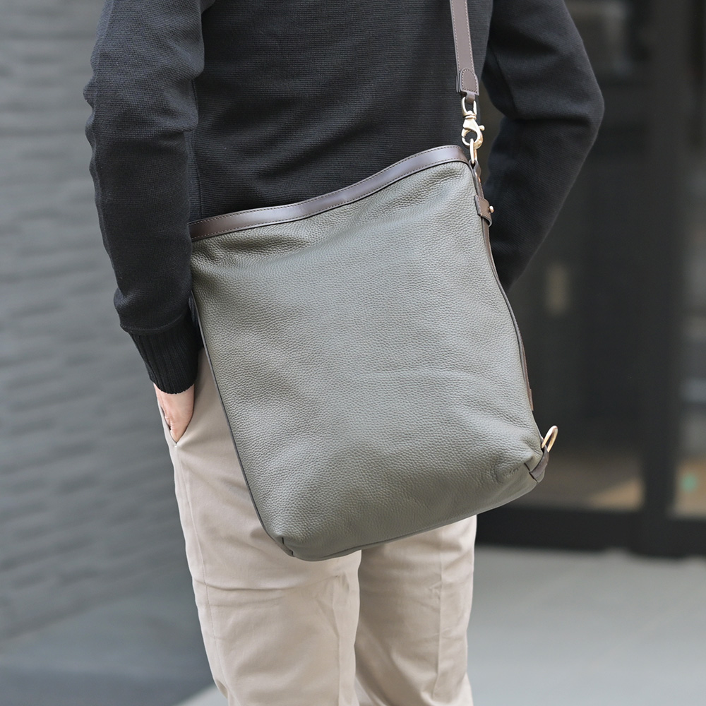 フェリージ Felisi モデル着用画像