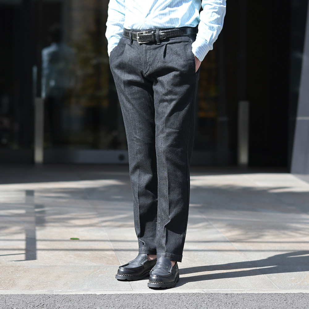 RED CARD（レッドカード）　Slack Easy -スラックイージー-　デニム　モデル着用アップ画像