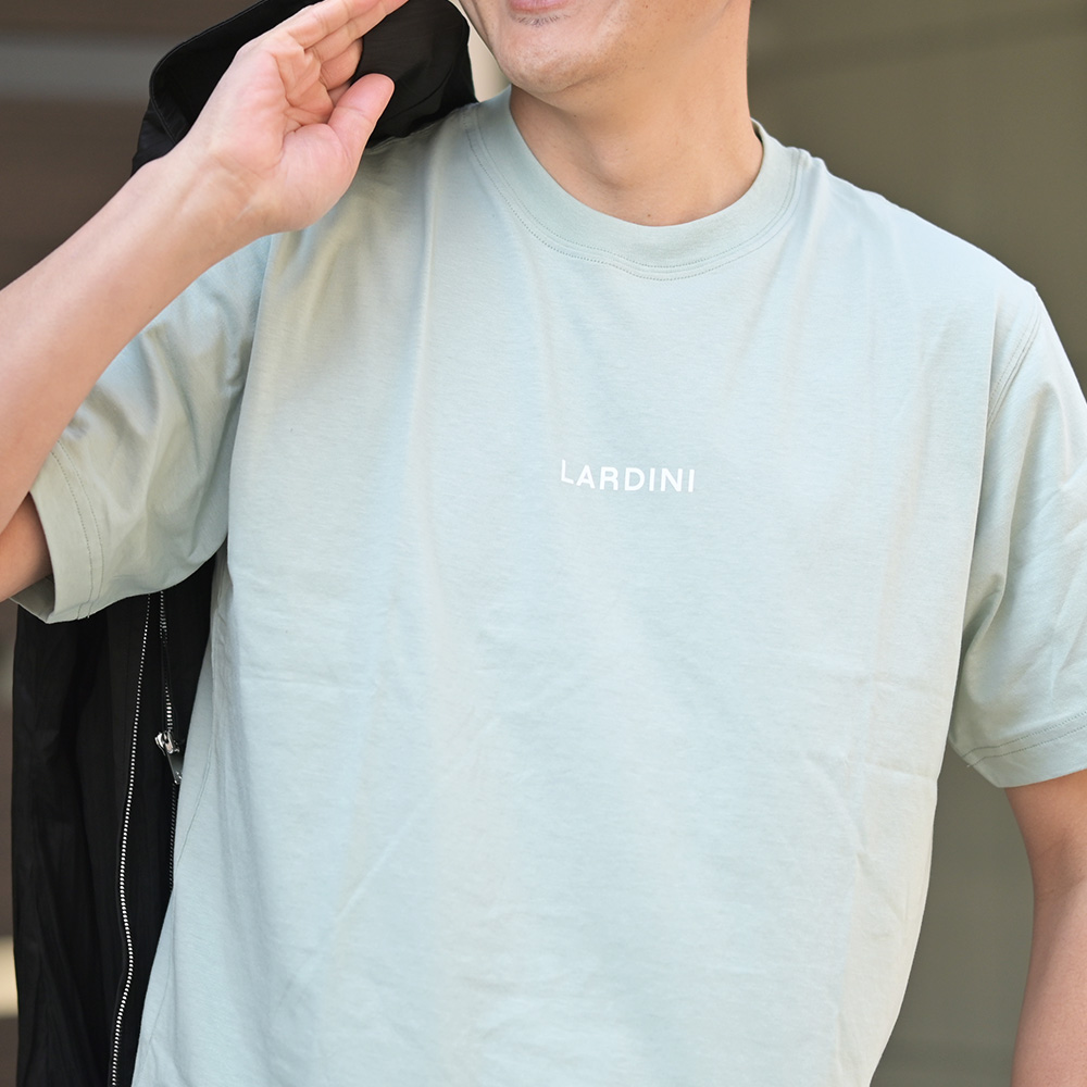 ラルディーニ（LARDINI）コットンジャージー 半袖Tシャツ　着用アップ画像