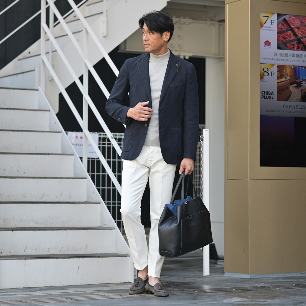 アントレアミ（ENTRE AMIS）CHRISモデル レギュラーテーパード デニムパンツを使ったコーディネート