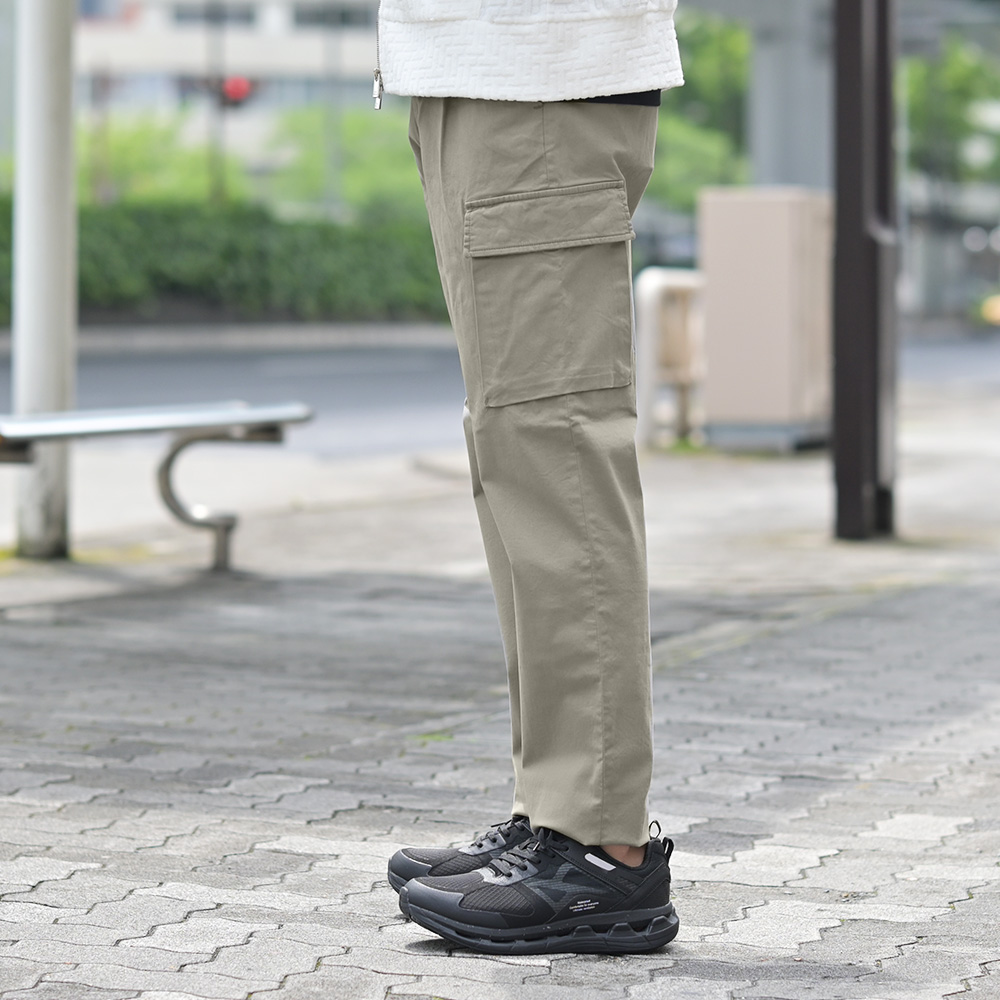 リプレイ　REPLAY　ストレッチコットンツイル カーゴパンツ　シルエット