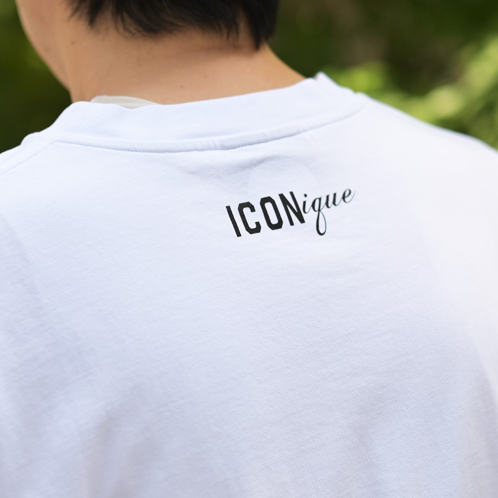 ディースクエアード　ICONiqueシリーズ プリントTシャツ　バックプリントのアップ