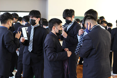 衣台高校　スーツ講座