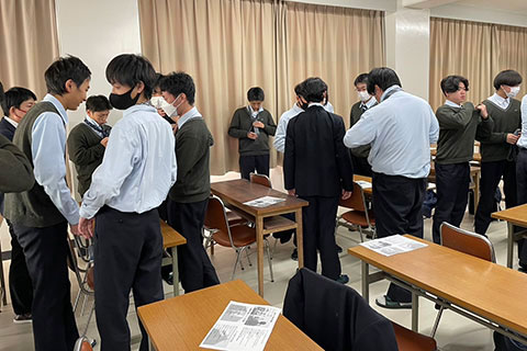 衣台高校　スーツ講座